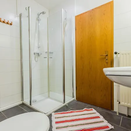 Residenz Meeresbrandung 53, 3-raum Whg. Mit Loggia Zum Norden,2 X Tv, Schwimmbad, Sauna, Pkw-stellplatz ,wlan !