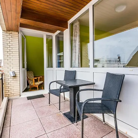 Apartmán Residenz Meeresbrandung 53, 3-raum Whg. Mit Loggia Zum Norden,2 X Tv, Schwimmbad, Sauna, Pkw-stellplatz ,wlan !