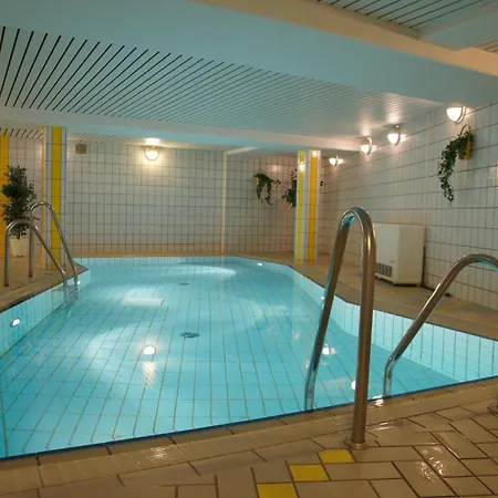 Residenz Meeresbrandung 53, 3-raum Whg. Mit Loggia Zum Norden,2 X Tv, Schwimmbad, Sauna, Pkw-stellplatz ,wlan !